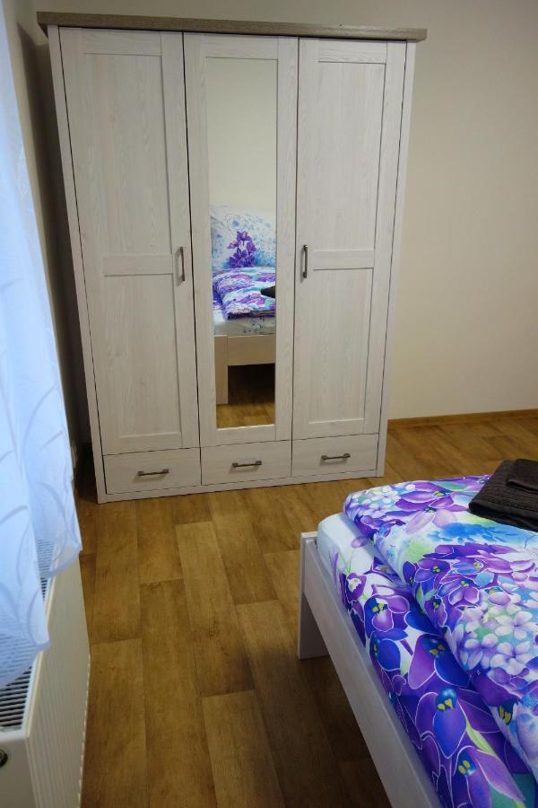Pod Chlumem - Utulny Byt V Blizkosti Centra Decin Kültér fotó